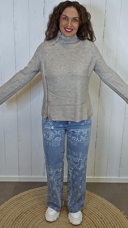 Amalie ribbestrikket genser med glidelås