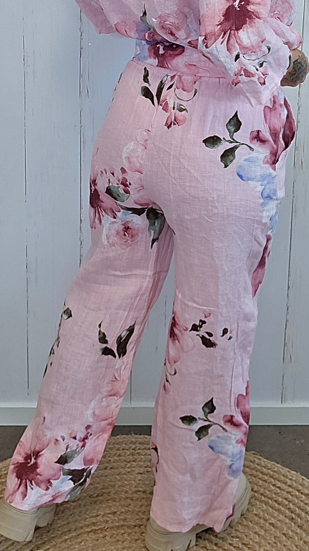 Katty linbukse med blomsterprint rosa