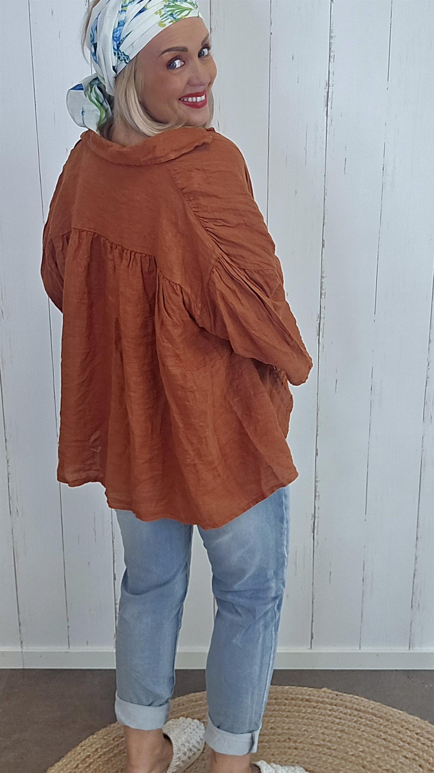 Tanja linskjorte med Hekledetaljer rust