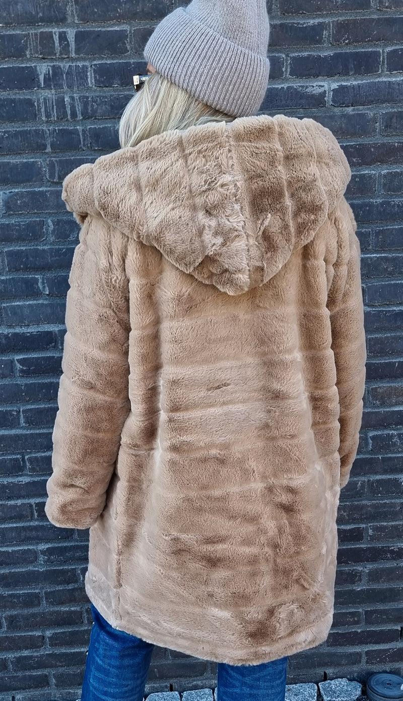 Dina Coat Camel