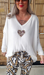 Mandy Heart Leo Sweater Creme