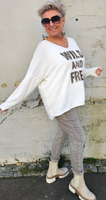 Wild And Free Sweater With Leo Offwhite