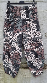 Stine Camo Printed Pant