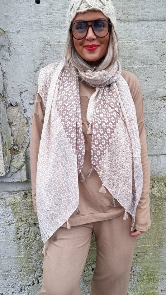 Frida Scarf Taupe