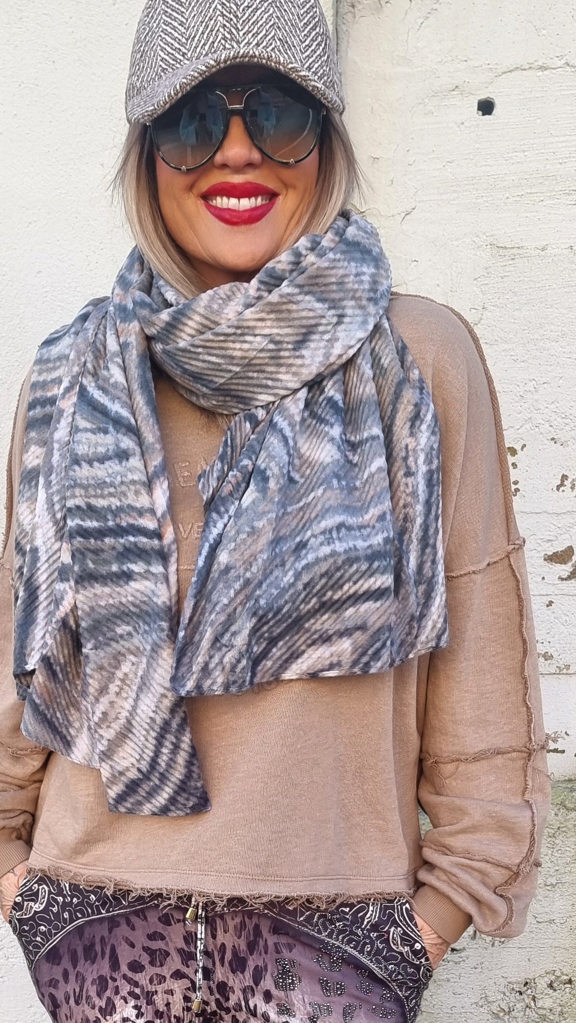 Mary Scarf Taupe