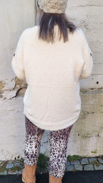 Kiss And Hug Sweater Creme