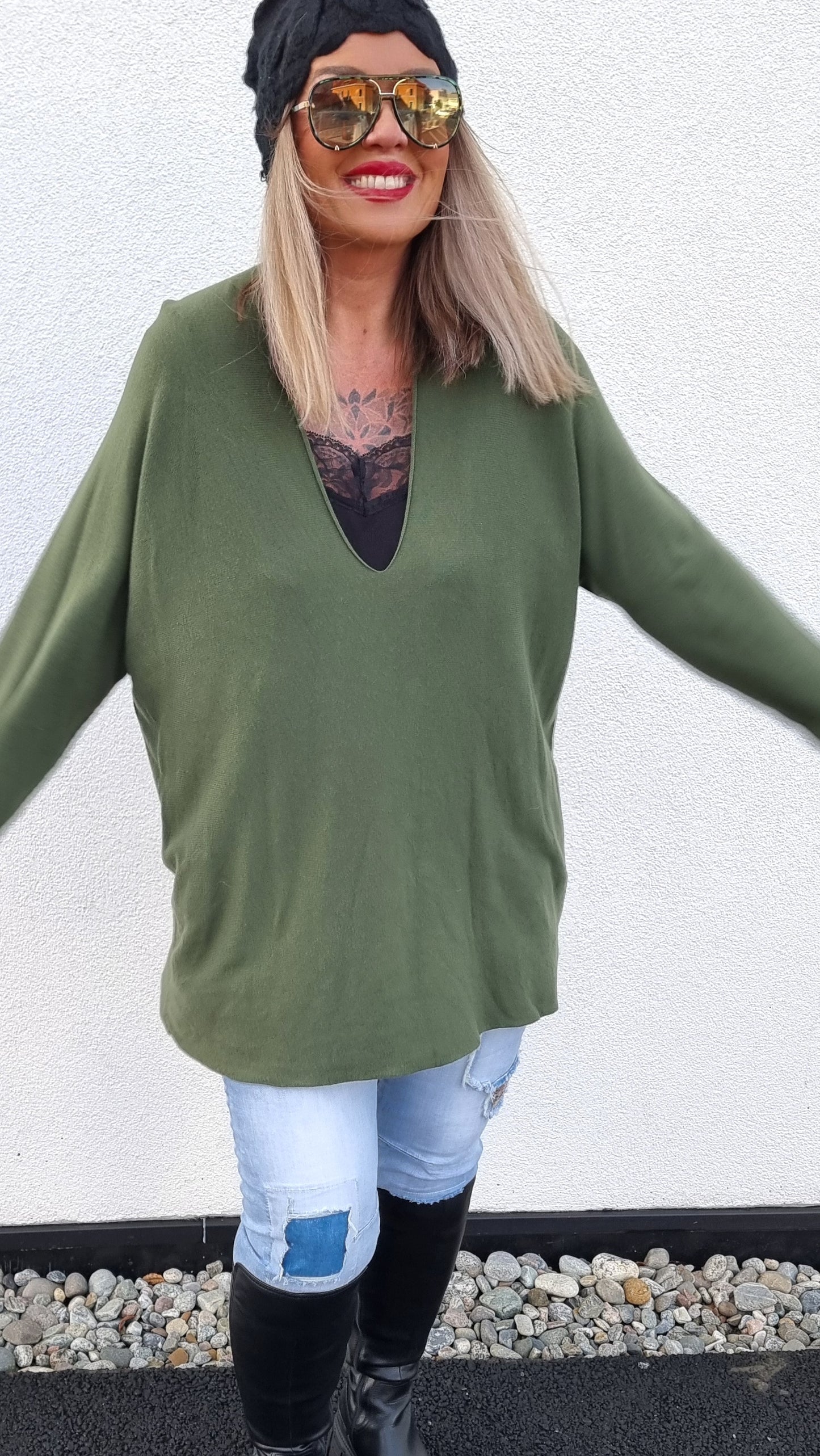 Emma V-neck Sweater Kaki