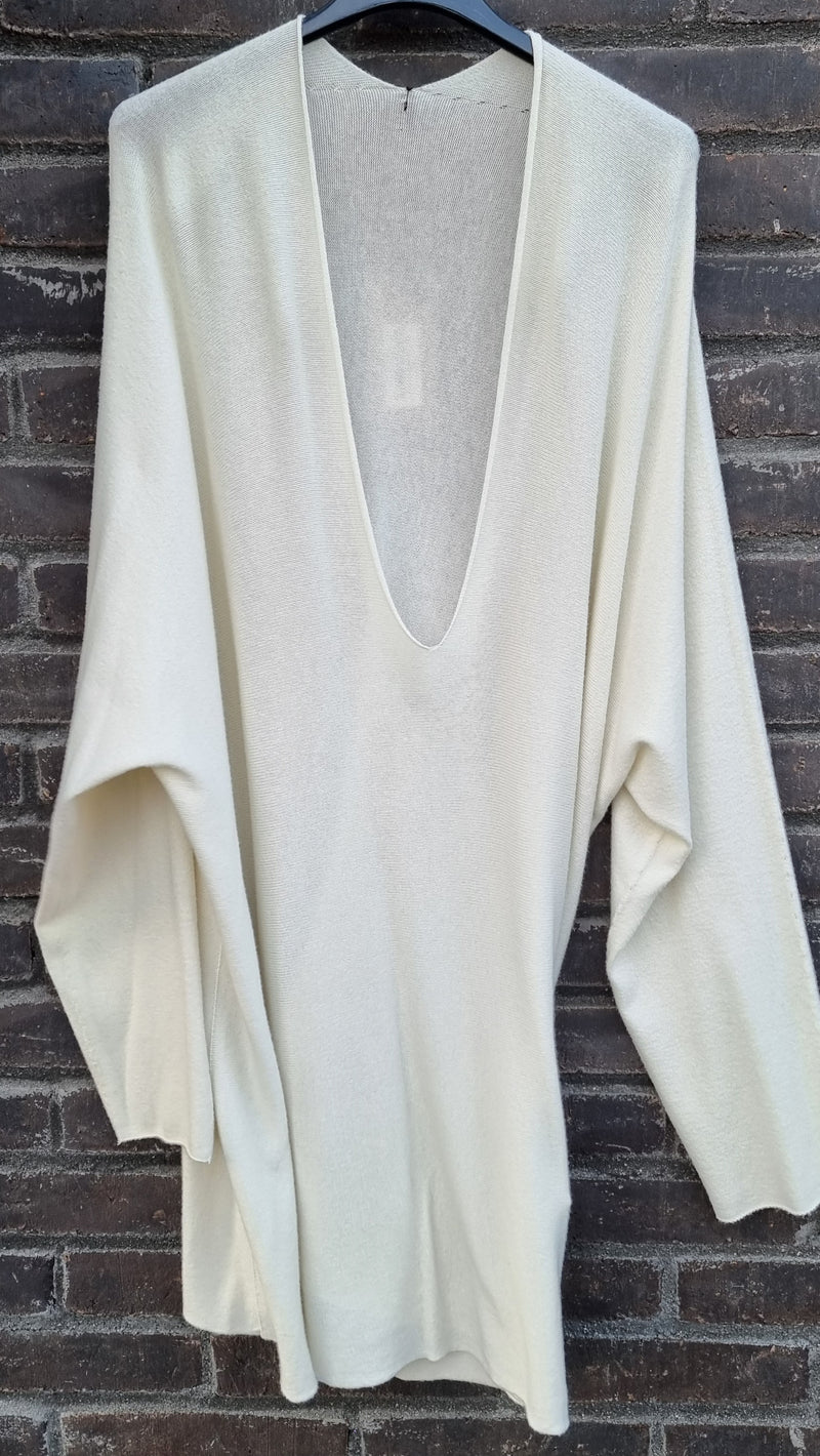 Emma V-neck Sweater Beige