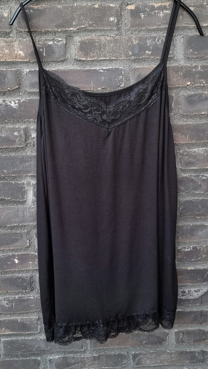 Petra Top Black