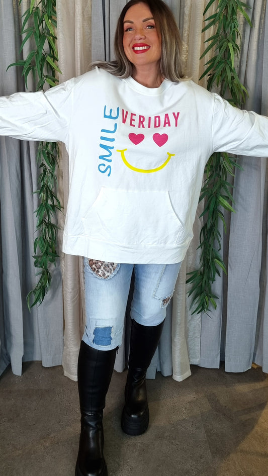 Smile Sweater Creme