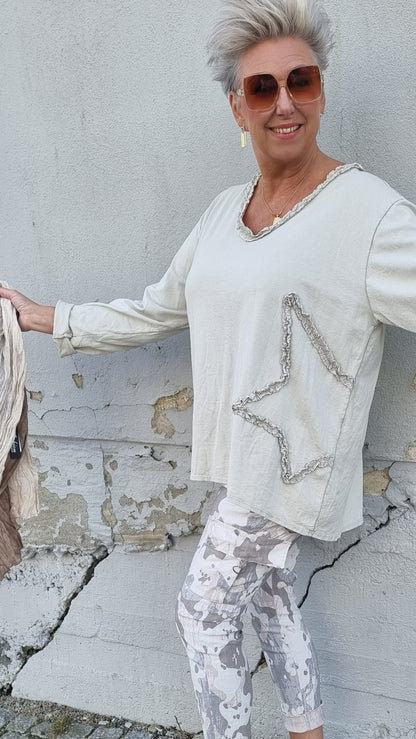 Beige topp med stjerne