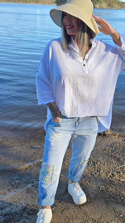 Sussie hvit skjorte med knapper
