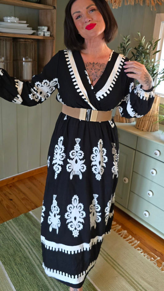 Stine kjole sort med belte