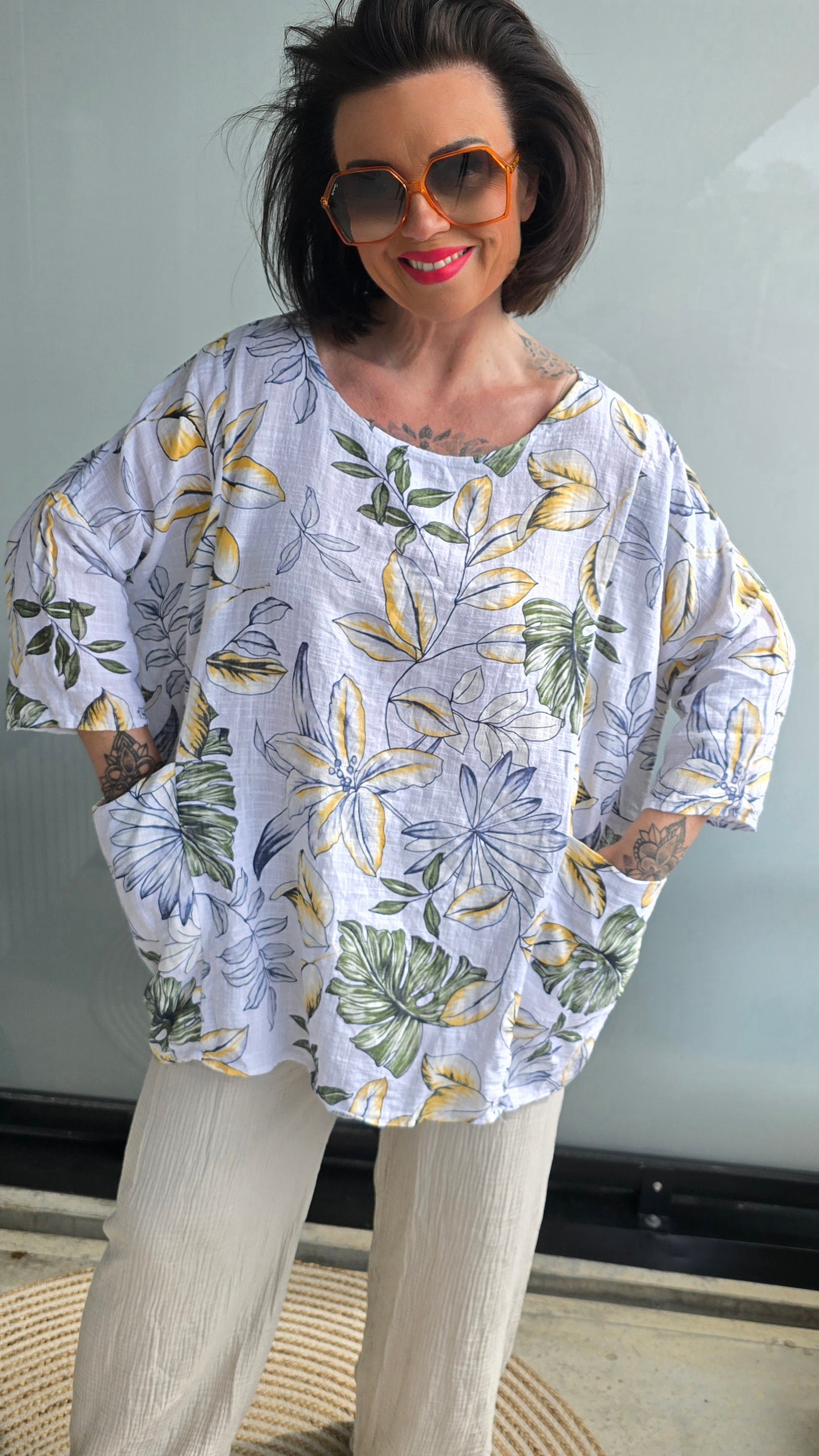 Brenda bluse med lommer hvit