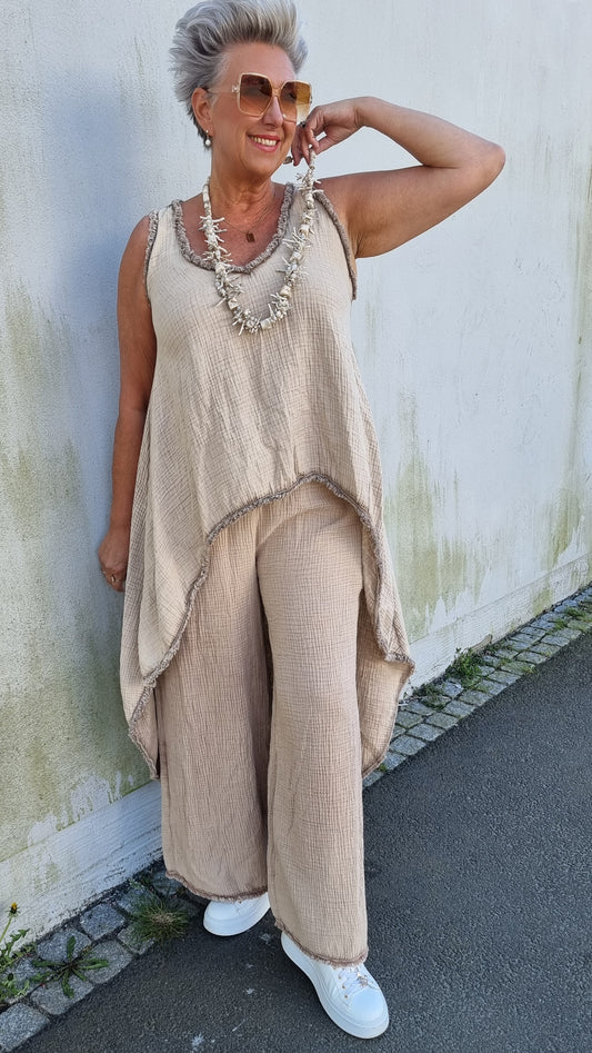 Erica lang topp camel
