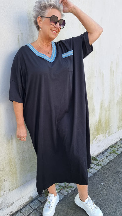 Astrid kjole svart