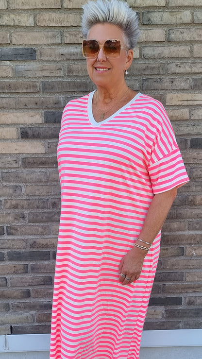 Kimmy stripete kjole rosa