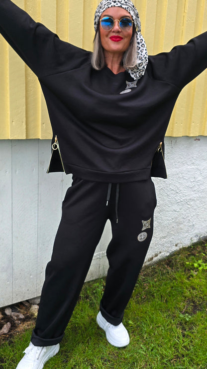 Lizzy genser svart