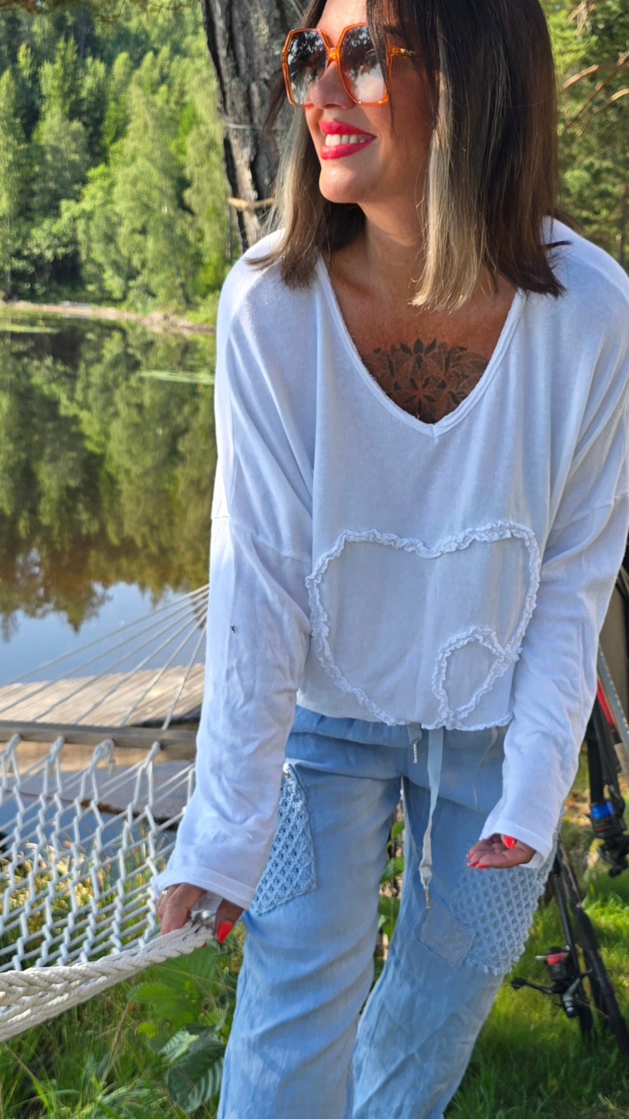 Melissa genser med hjerte hvit