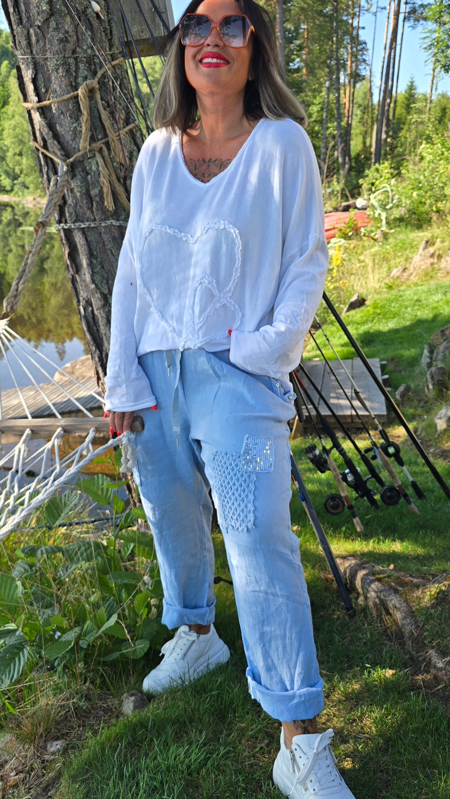 Melissa genser med hjerte hvit