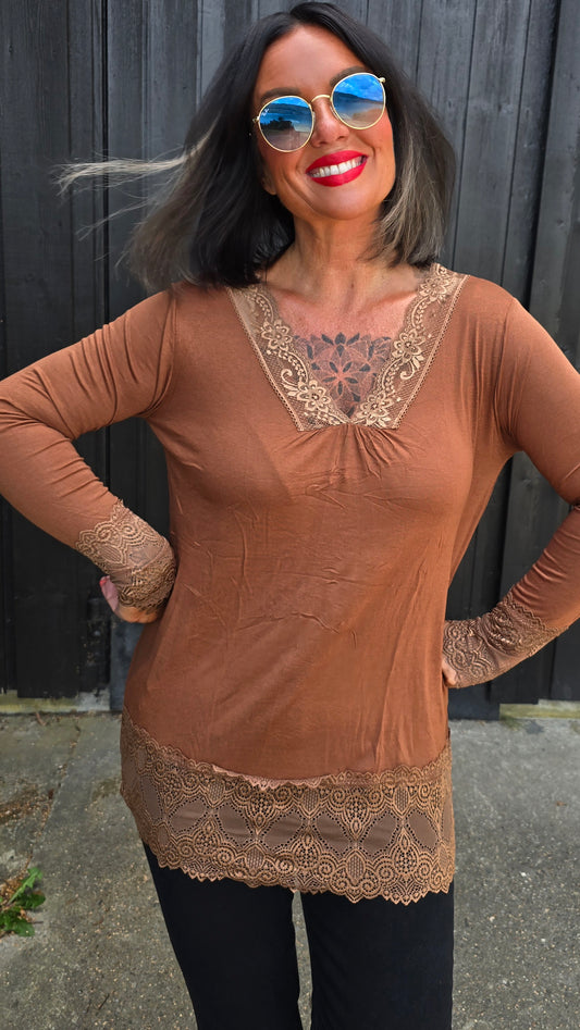 Vendela topp camel