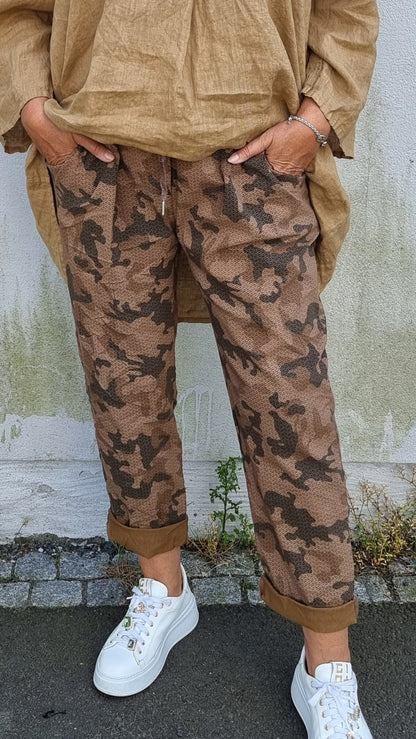 Sofia camo bukse camel