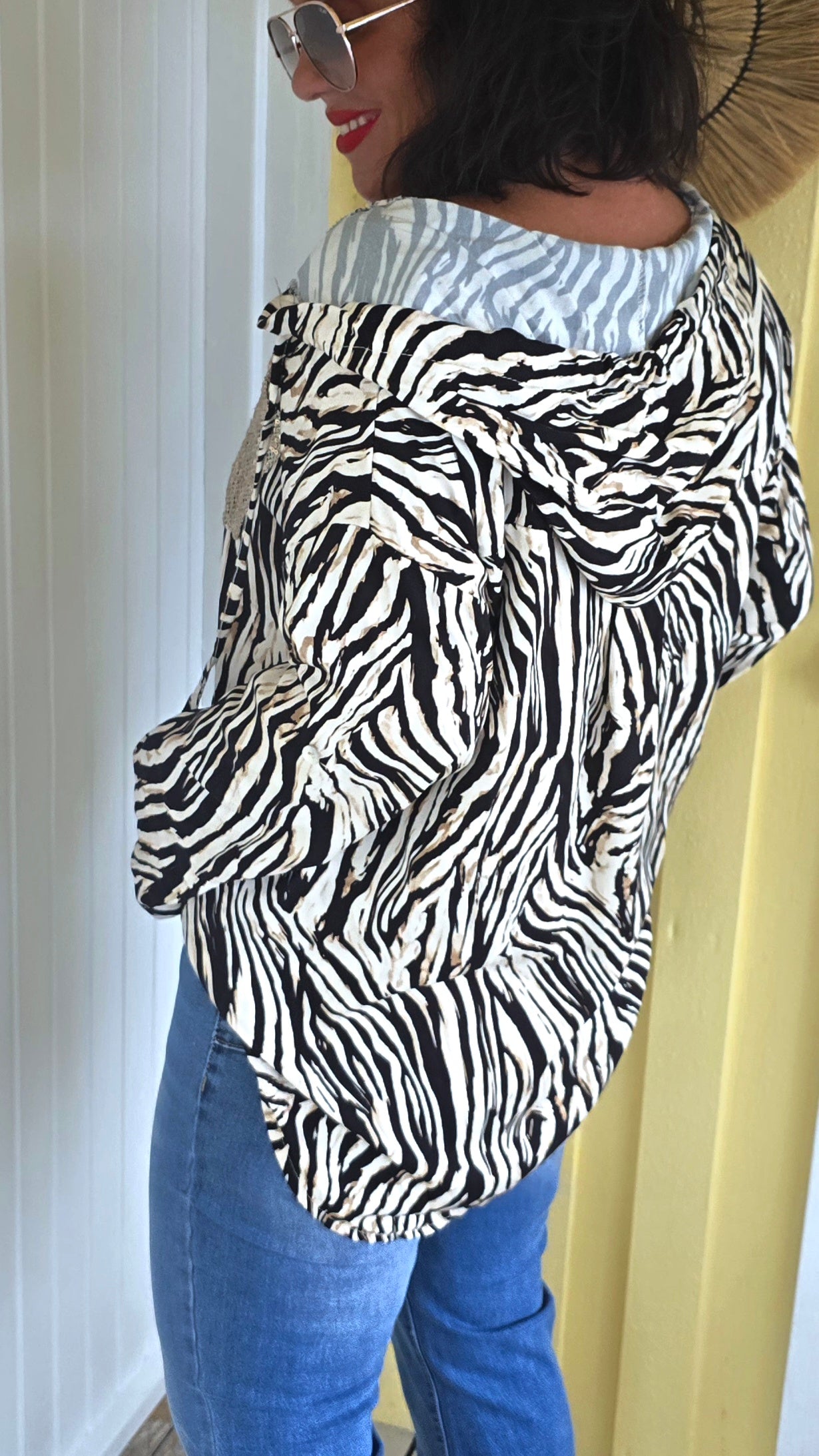 Aurora zebra hette bluse