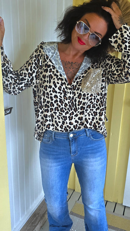 Bea leo hette bluse