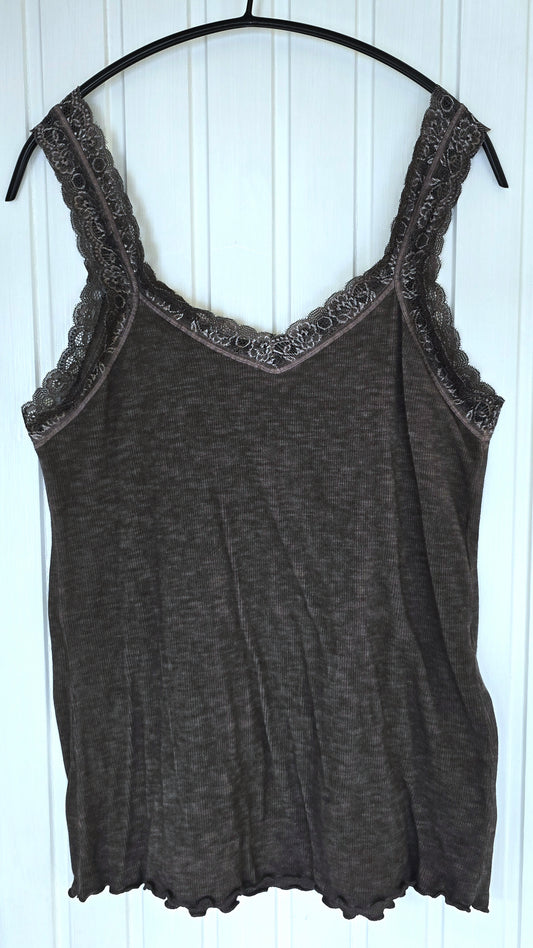 Dina top brun