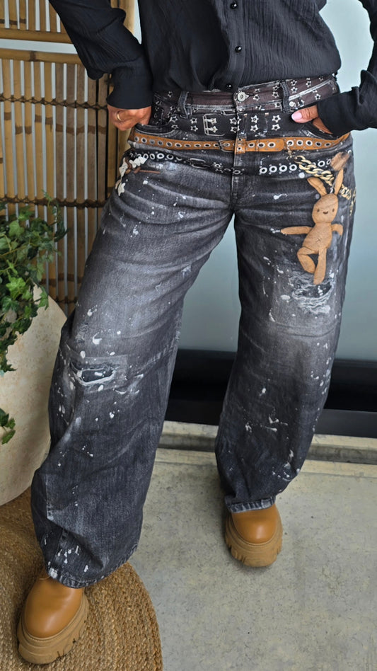 Katja jeans med trykk gråsvart