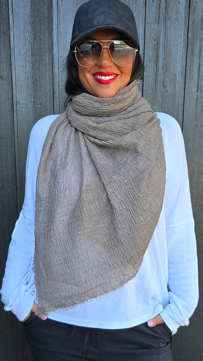 Nelly skjerf taupe