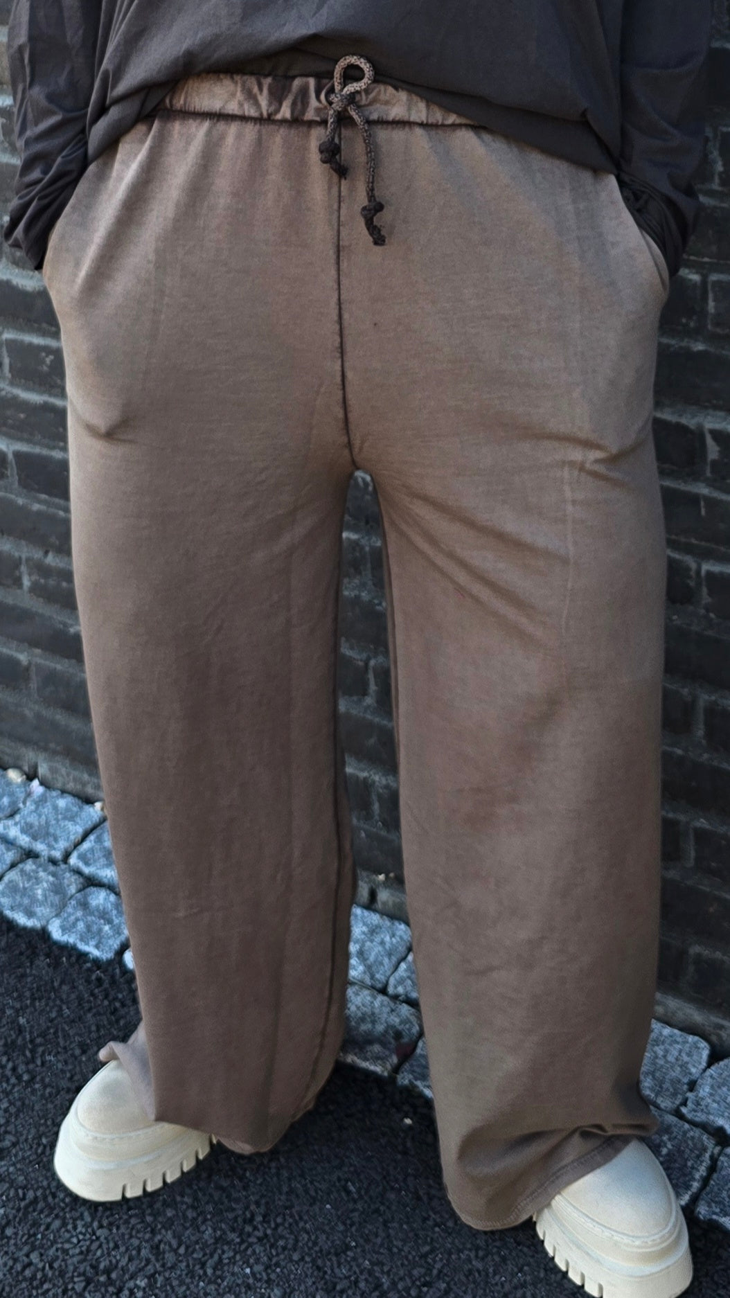 Maggas bukse brun