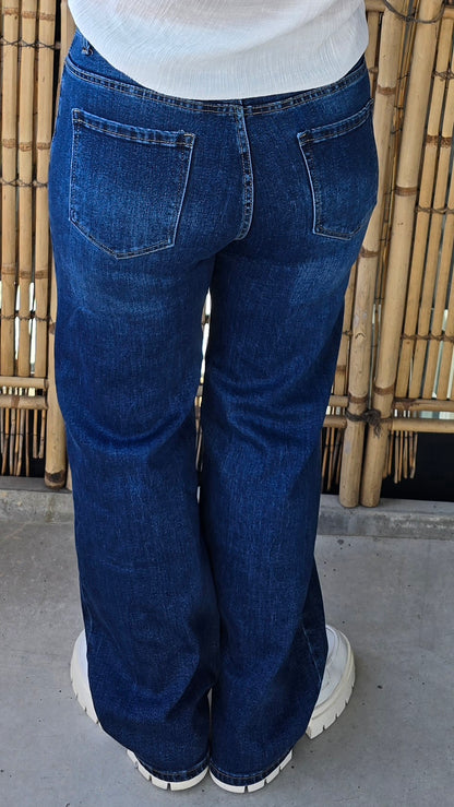 Zara jeans mørk blå med vide ben