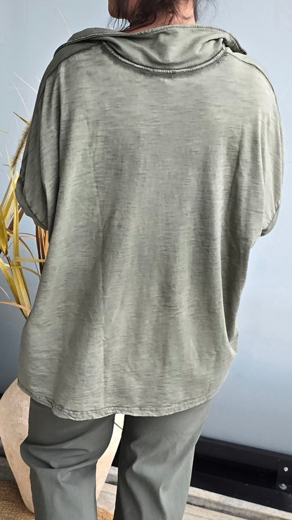 Bianco topp med knapper kaki