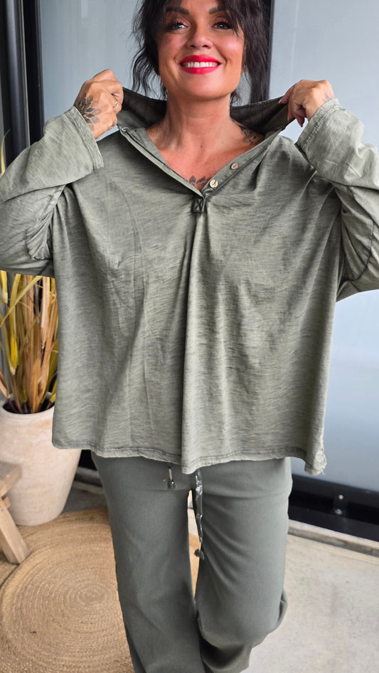 Bianco topp med knapper kaki