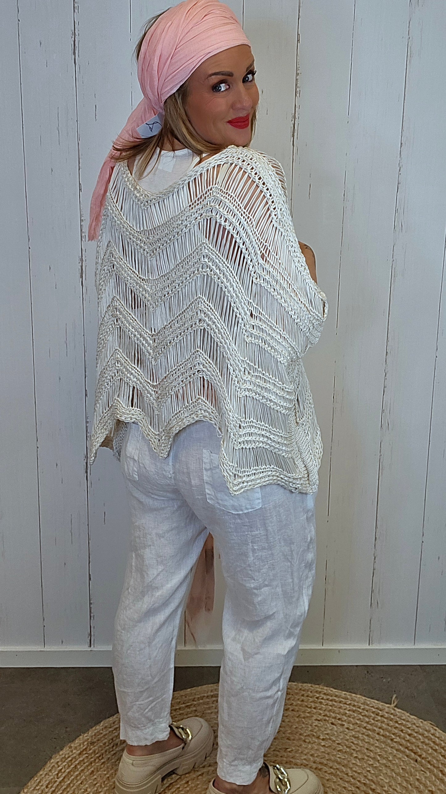 Natacha heklet ponchogenser beige