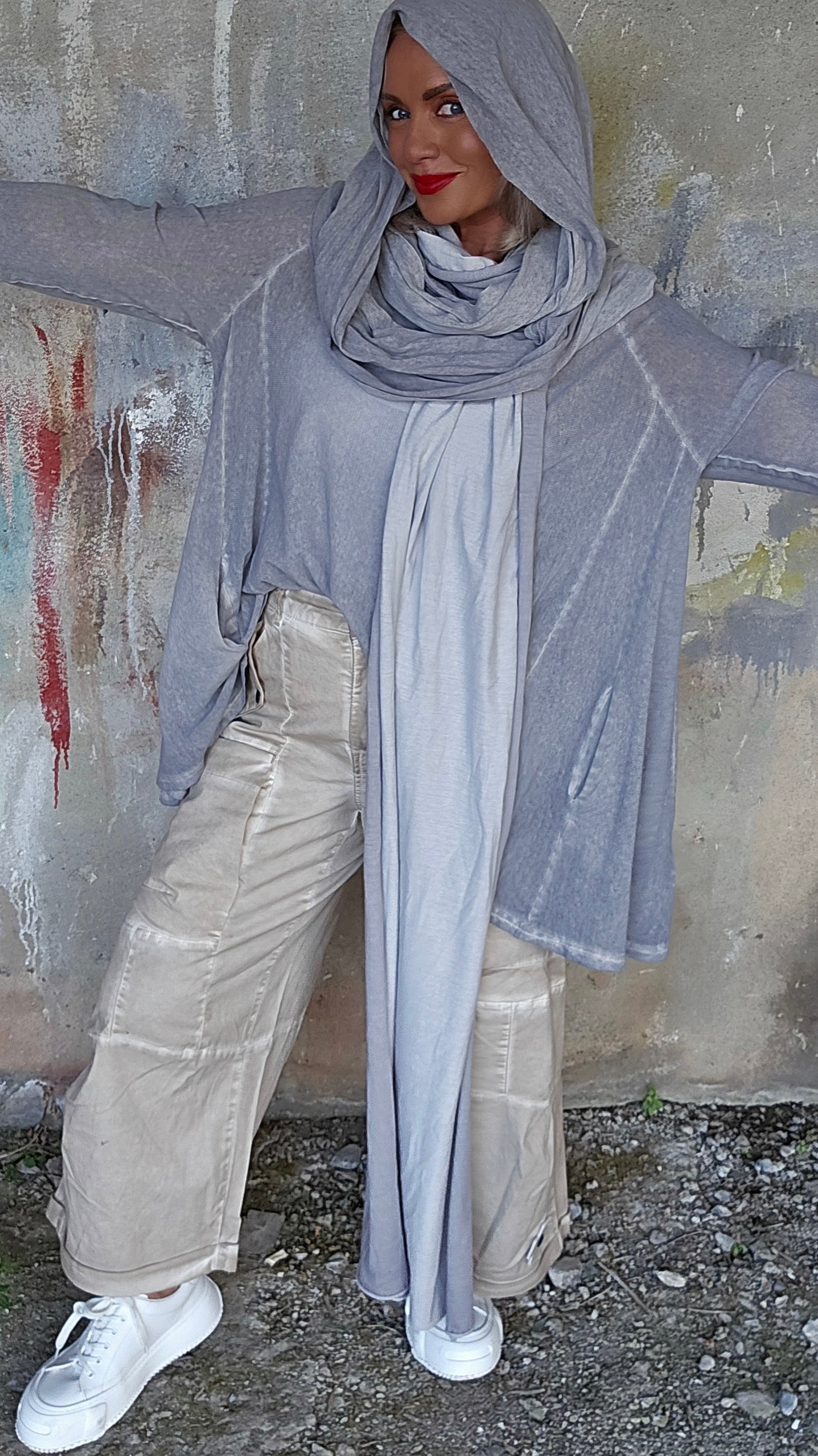 Mesh scarf cement