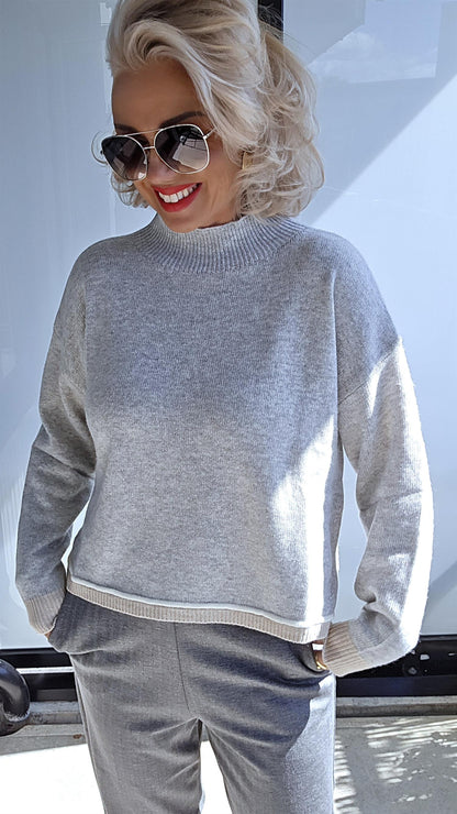 Cashmere blend sweater
