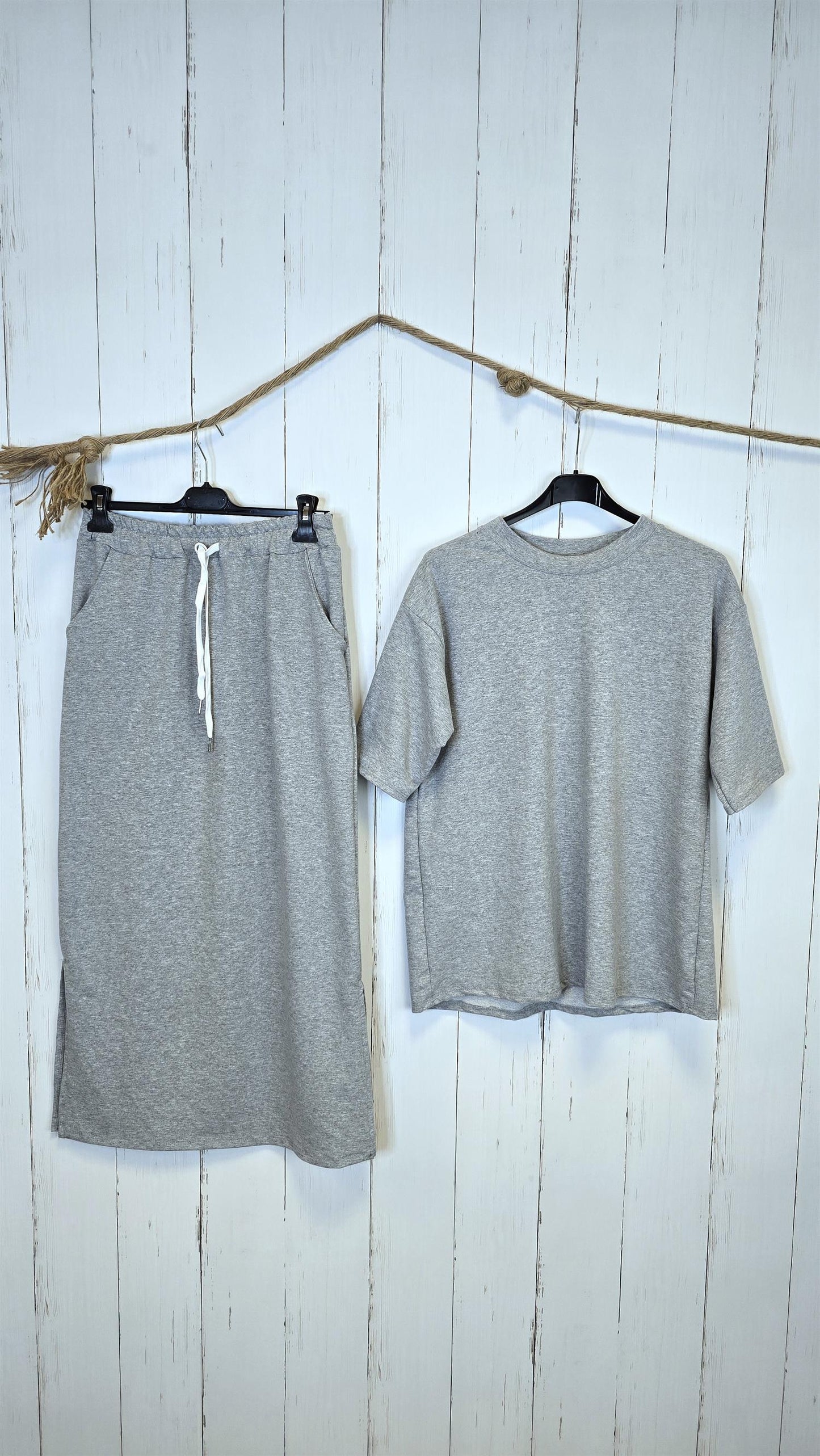 Erica sett topp/skjørt grå