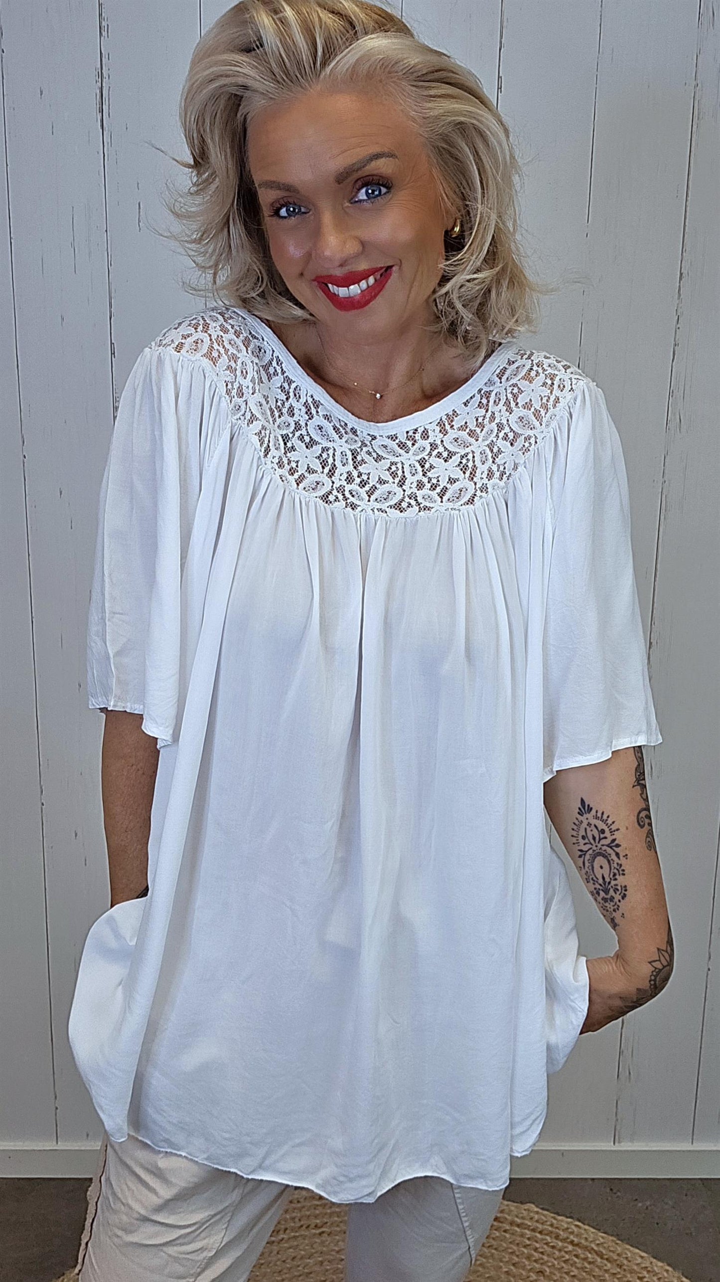 Freja blonde topp Hvit