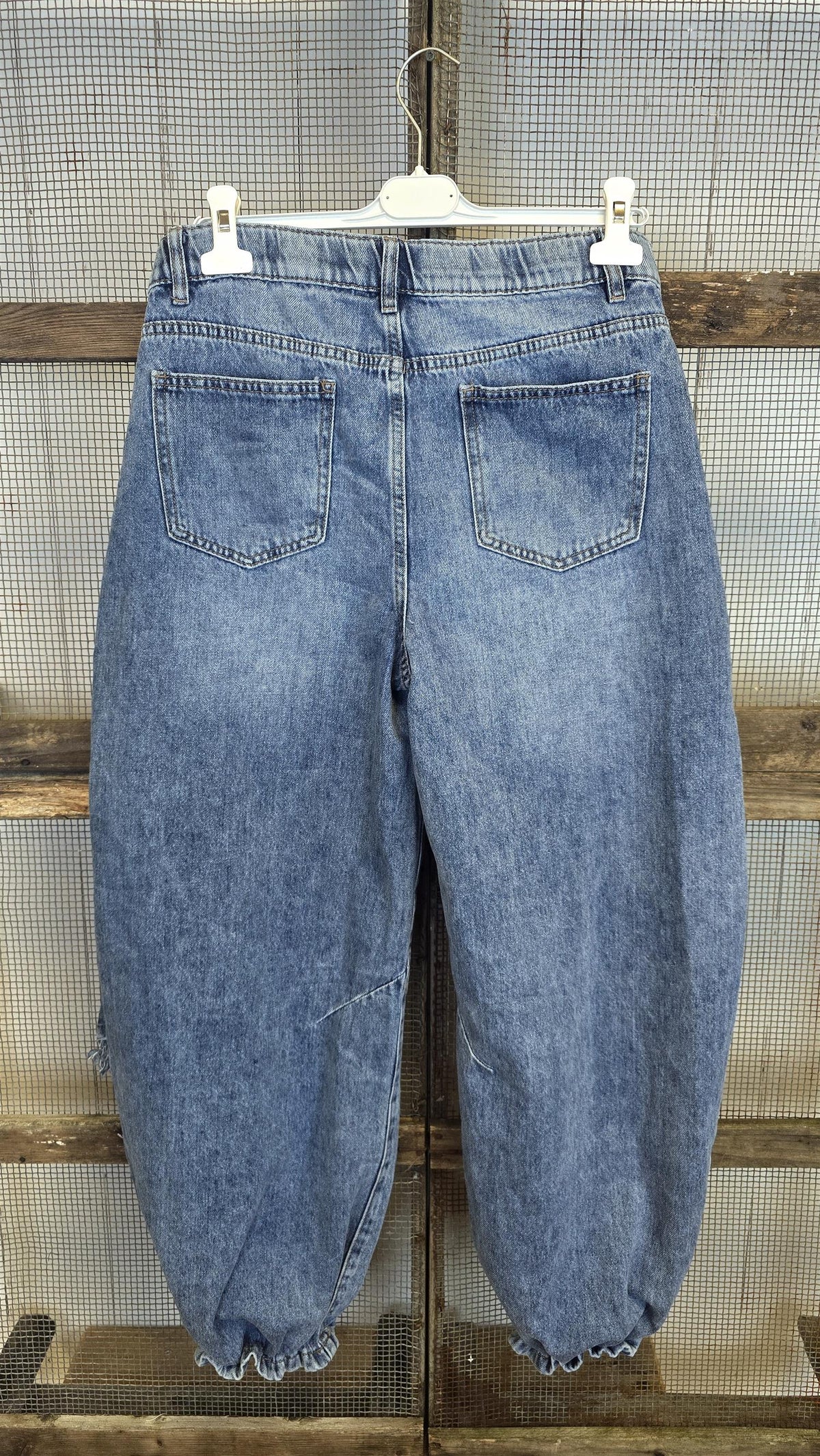 Yara baggy jeans med omslagsdetalj