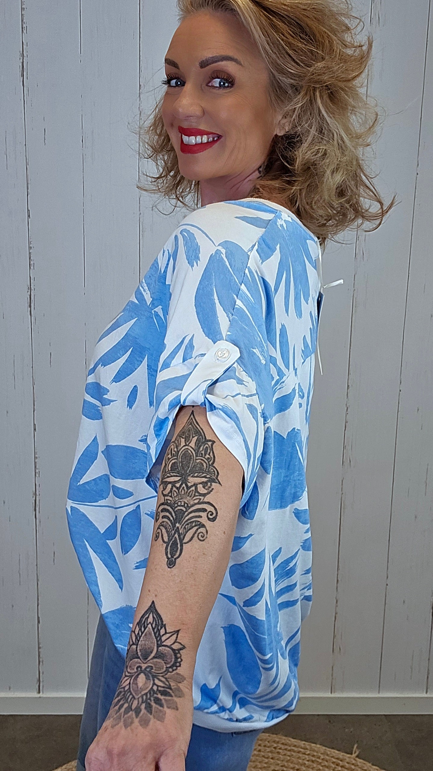 Tropisk topp med bladprint