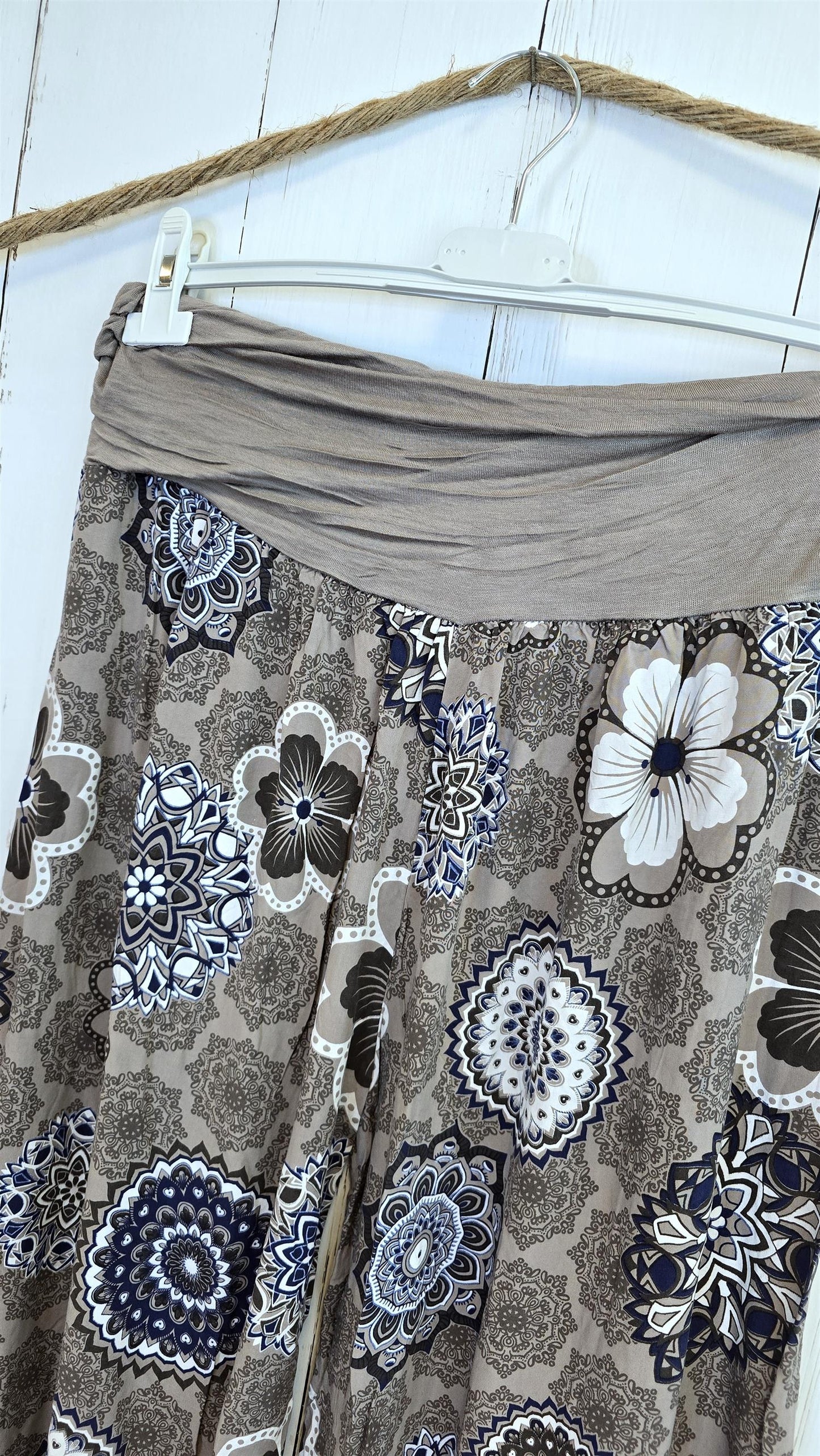 Henriette bukse med print taupe