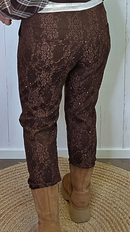 Amalie brune bukser med blonde og shimmer