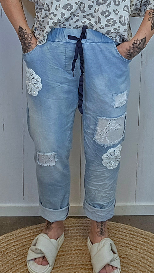 Vilde jeans med detaljer Lys blå