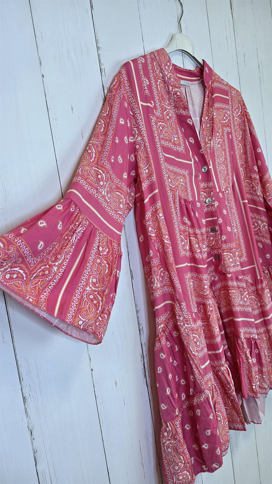 Frida mønstret kort kjole rosa