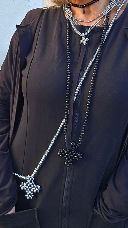 Across necklace svart