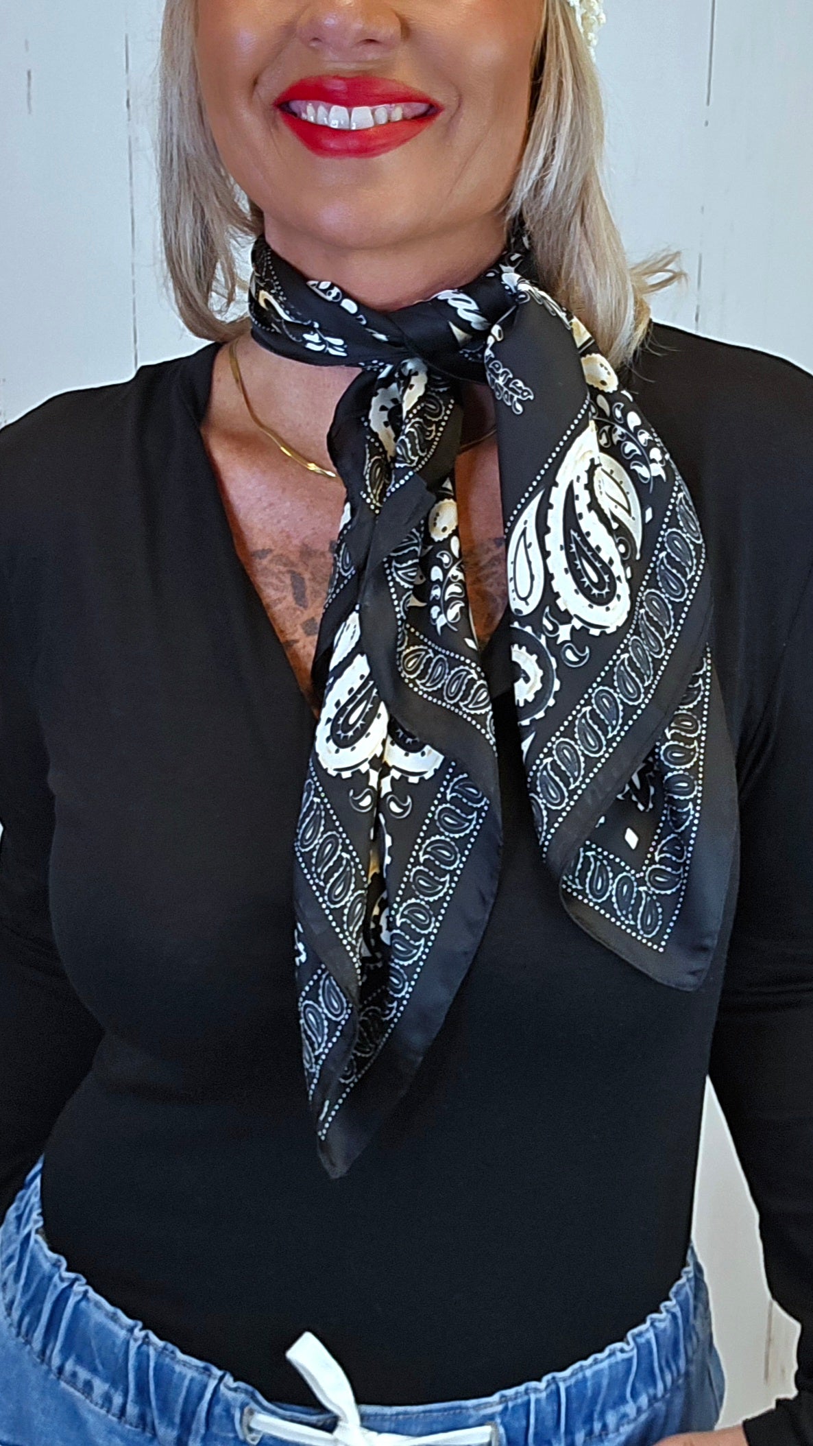 Rosita skjerf svart