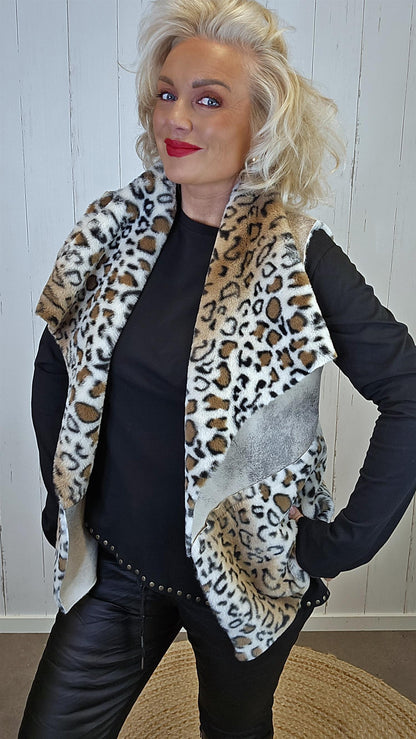 Leo vest