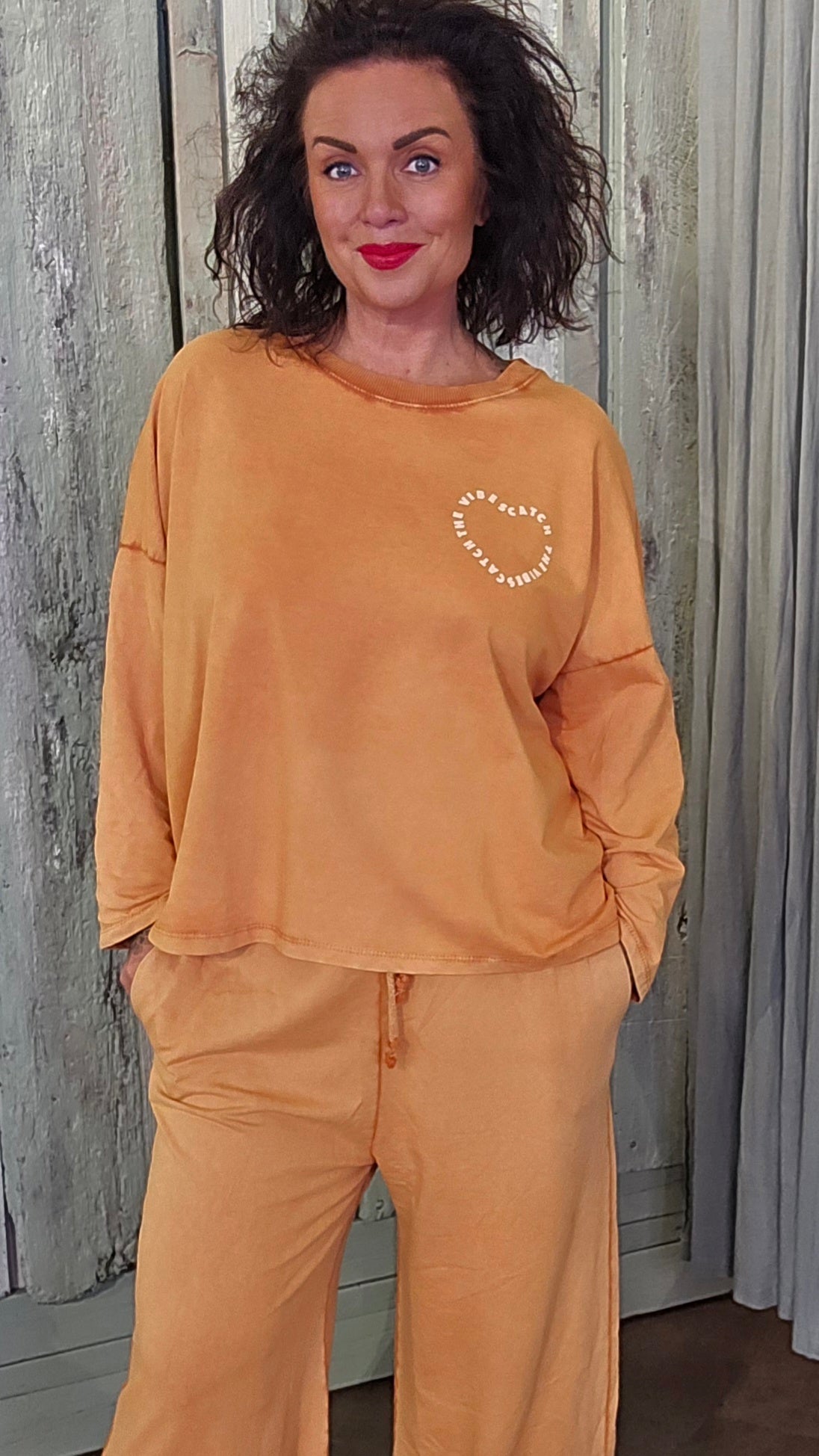 Good Vibes genser orange